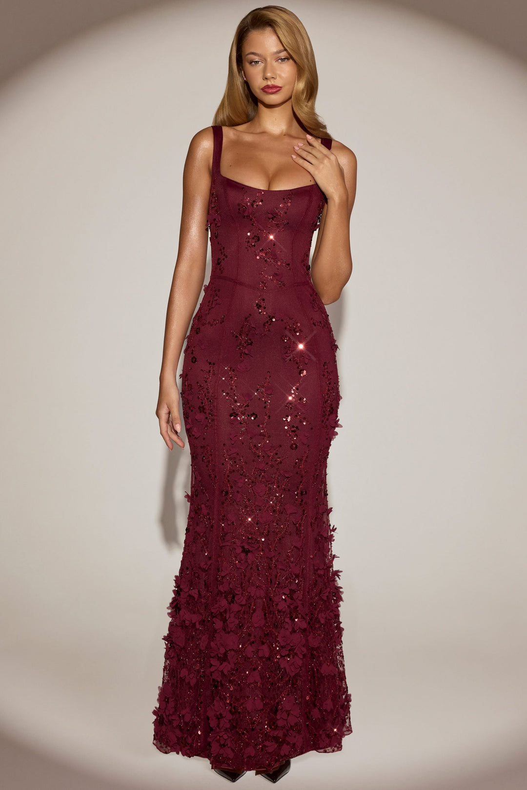 LUNEÁ - Embellished Fishtail Corset Gown in Wine Red