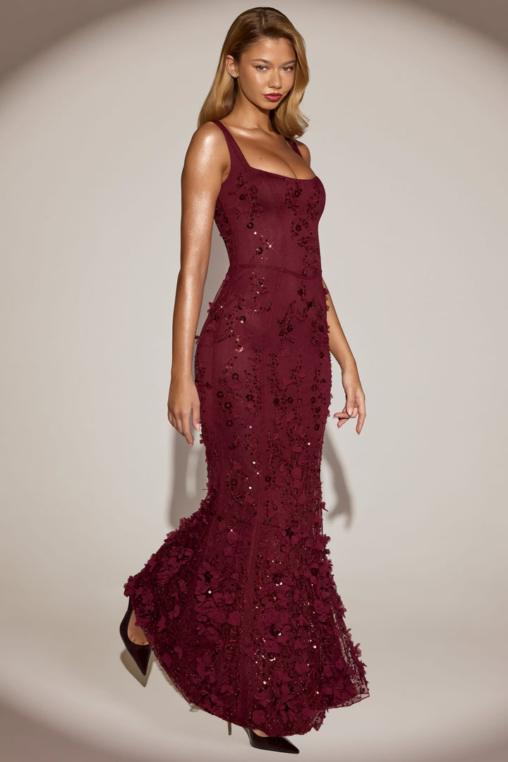 LUNEÁ - Embellished Fishtail Corset Gown in Wine Red