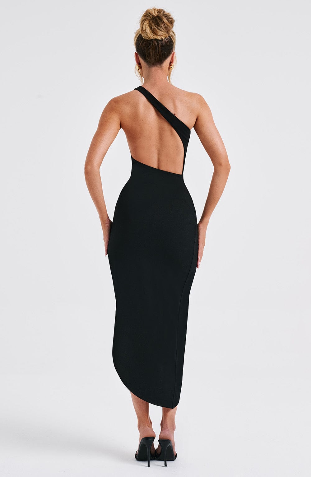 LUNEÁ | Elanora One Shoulder Dress