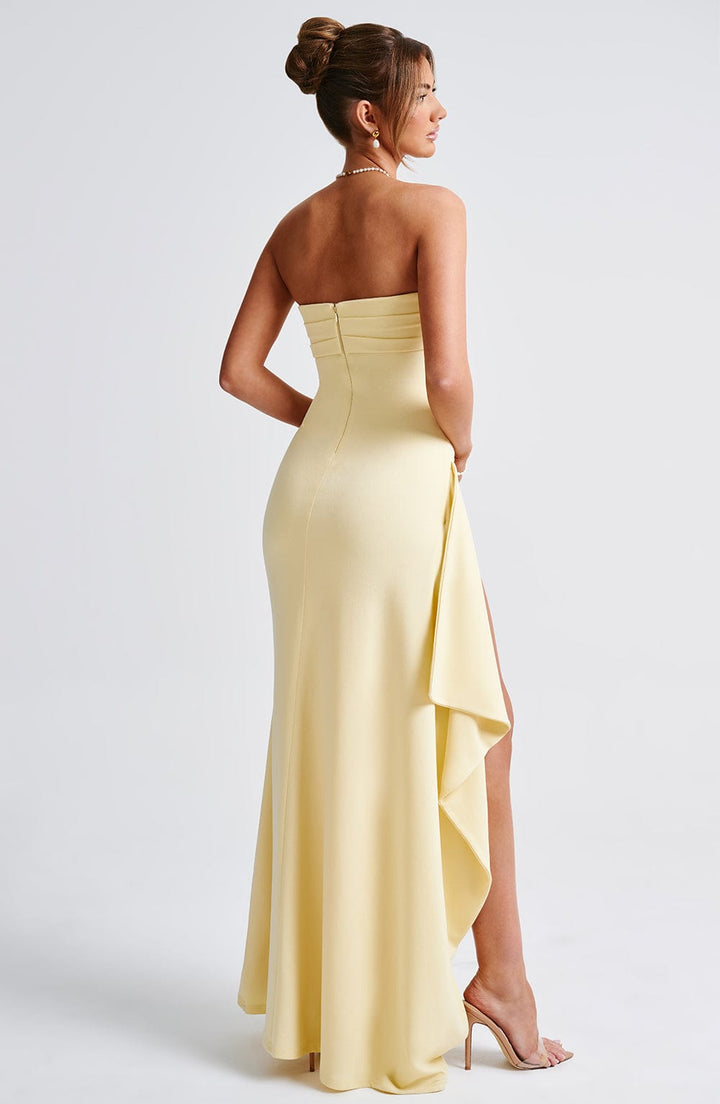 LUNEÁ | Elegant Lemon Maxi Dress