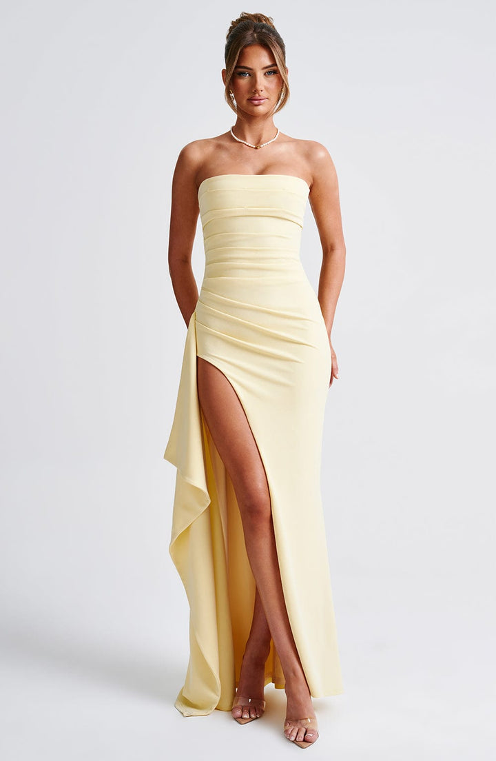 LUNEÁ | Elegant Lemon Maxi Dress