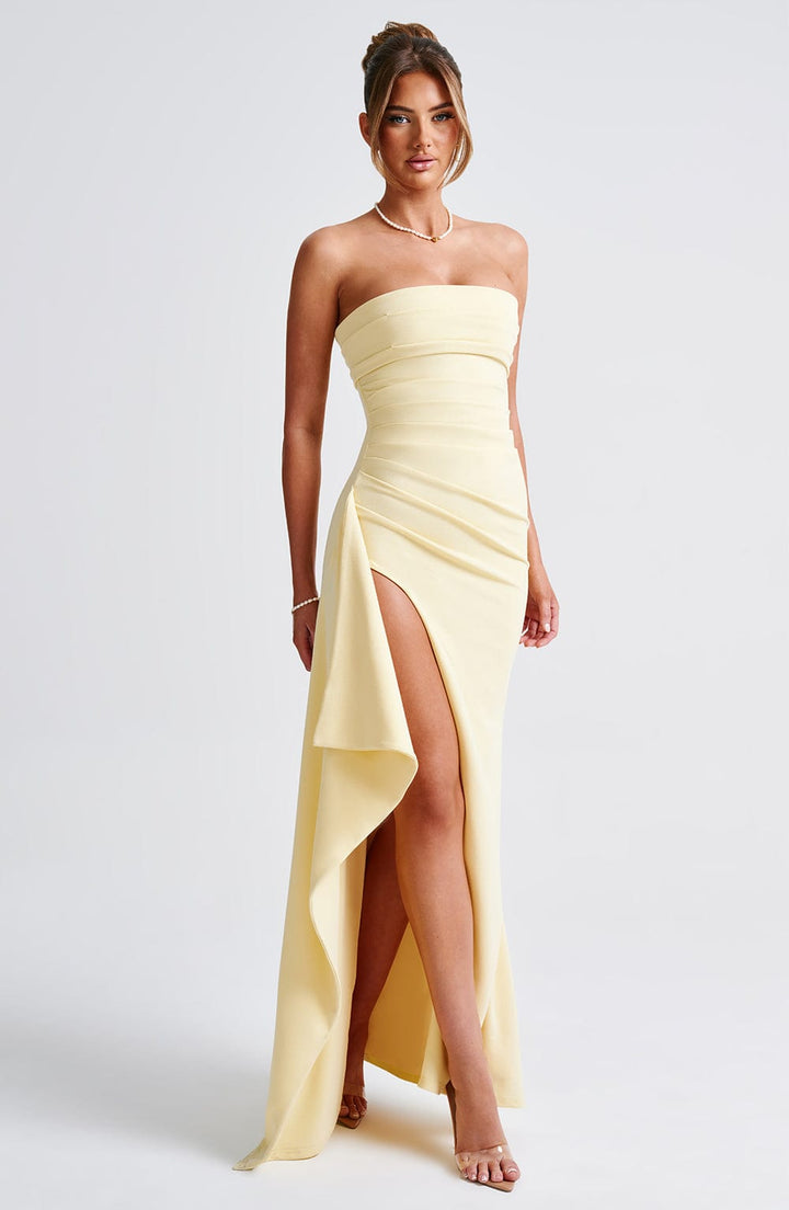 LUNEÁ | Elegant Lemon Maxi Dress